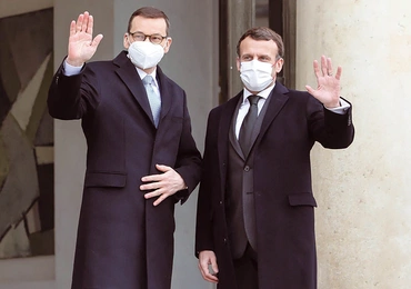 Wizyta premiera Mateusza Morawieckiego w Paryżu i spotkanie z Emanuelem Macronem przebiegły w przyjaznej atmosferze.