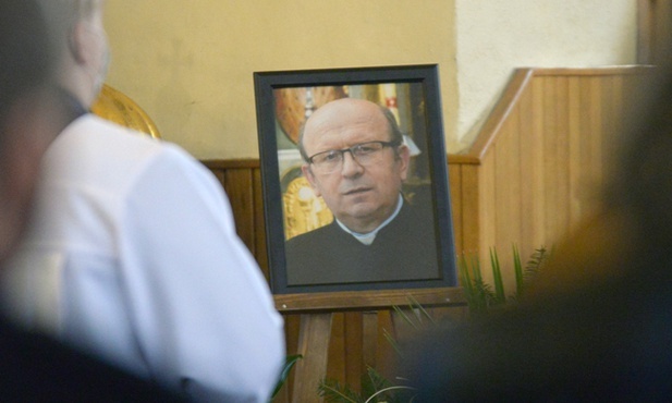 12 lat więzienia za zabójstwo ks. Myszkowskiego