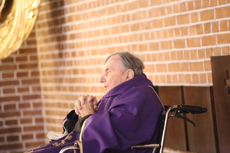 10.30 u Maksymiliana