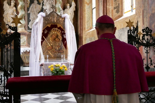 Kanoniczne objęcie archidiecezji gdańskiej przez abp. Wojdę
