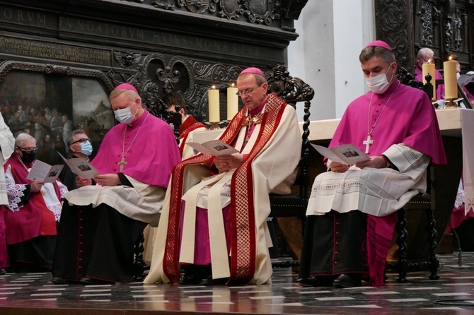 Kanoniczne objęcie archidiecezji gdańskiej przez abp. Wojdę