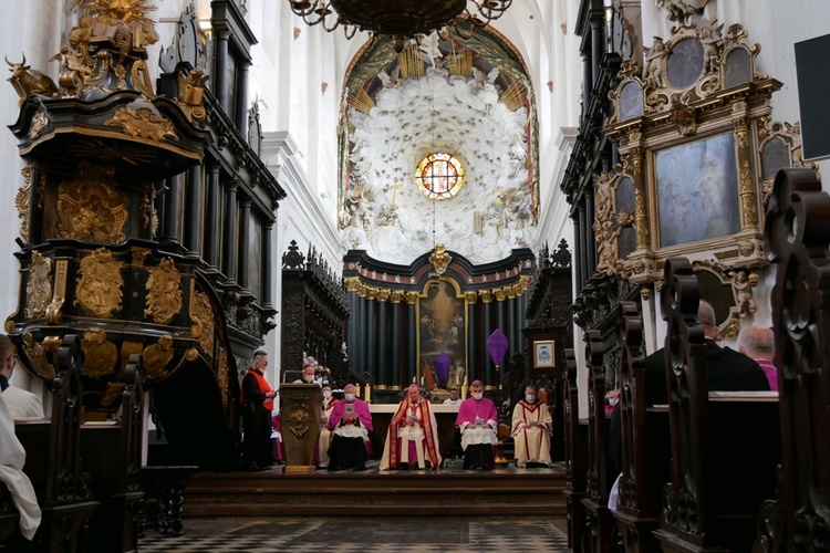 Kanoniczne objęcie archidiecezji gdańskiej przez abp. Wojdę