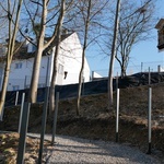 Kalwaryjska dróżka przy gdańskiej świątyni