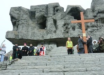 Tym razem młodzi będą modlić się online w łączności z księdzem arcybiskupem.