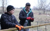 Rodzina Leszczyńskich z Lipnicy Dolnej szykuje palmę