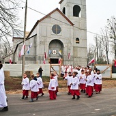 ▲	Wspólnota parafialna od sześciu lat buduje dom Boży.  Na zdjęciu stan z listopada 2018 roku.