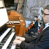 Jakub Moneta w czasie jednego z ostatnich koncertów "Śladami mistrzów" w świdnickiej katedrze.