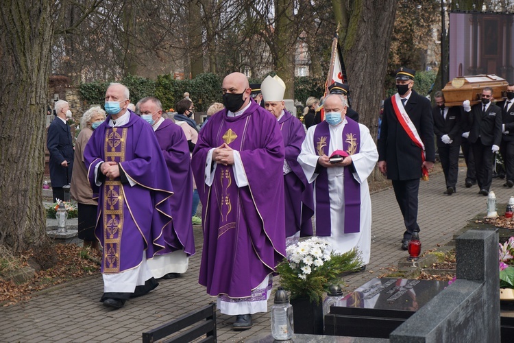 Pogrzeb śp. ks. Karola Sikory