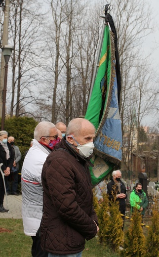 Ostatnie pożegnanie ks. kan. Władysława Droździka w bielskiej Kamienicy