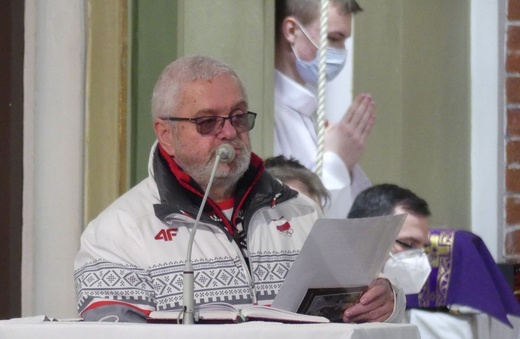 Ostatnie pożegnanie ks. kan. Władysława Droździka w bielskiej Kamienicy