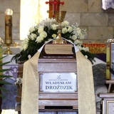 Ostatnie pożegnanie ks. kan. Władysława Droździka w bielskiej Kamienicy