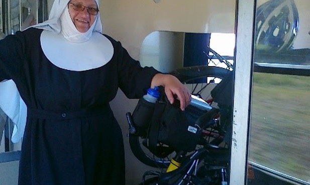 Wiem, że tam gdzie jesteś nie odpoczywasz...