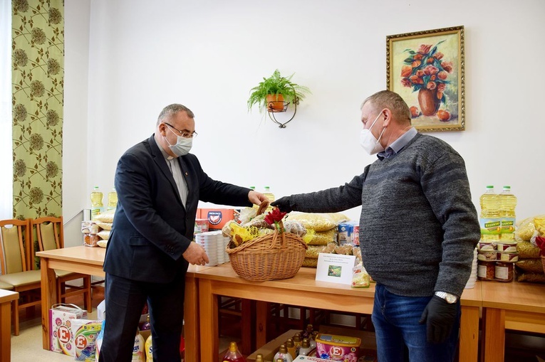 Żywność dla potrzebujących 