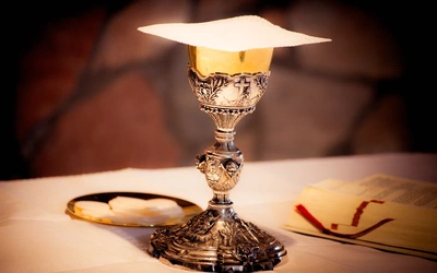 Kościół żyje Eucharystią
