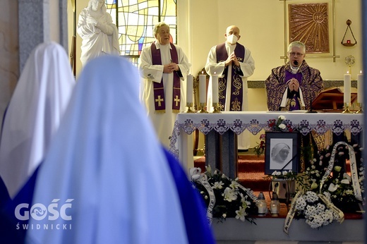 Uroczystości pogrzebowe niepokalanki - s. Danieli Myszki