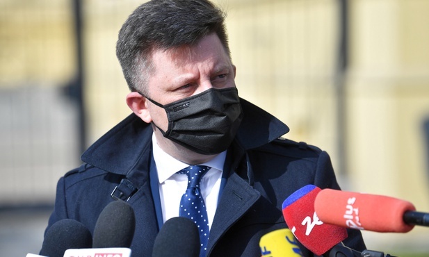 Jak to w końcu będzie z tymi szczepieniami? Odpowiada min. Dworczyk