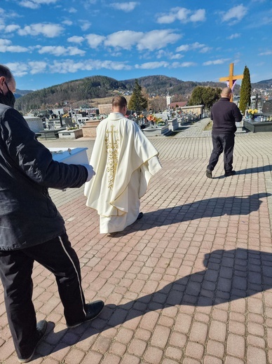 Krynica. Pochówek dzieci utraconych