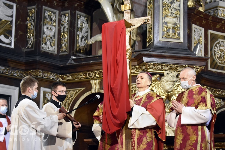 Liturgia Męki Pańskiej w świdnickiej katedrze