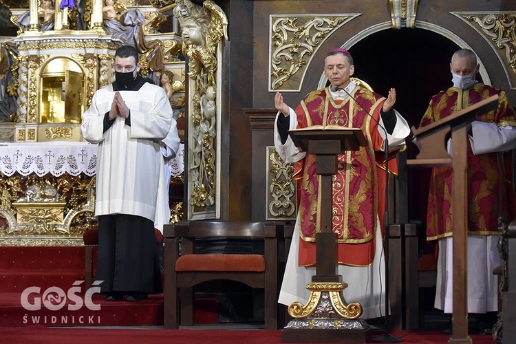 Liturgia Męki Pańskiej w świdnickiej katedrze