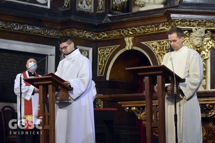 Liturgia Męki Pańskiej w świdnickiej katedrze