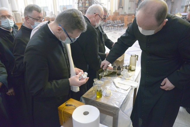 Wielki Czwartek i Wielki Piątek w radomskiej katedrze