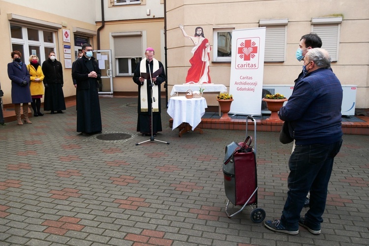 Wielkanocne śniadanie Caritas 2021