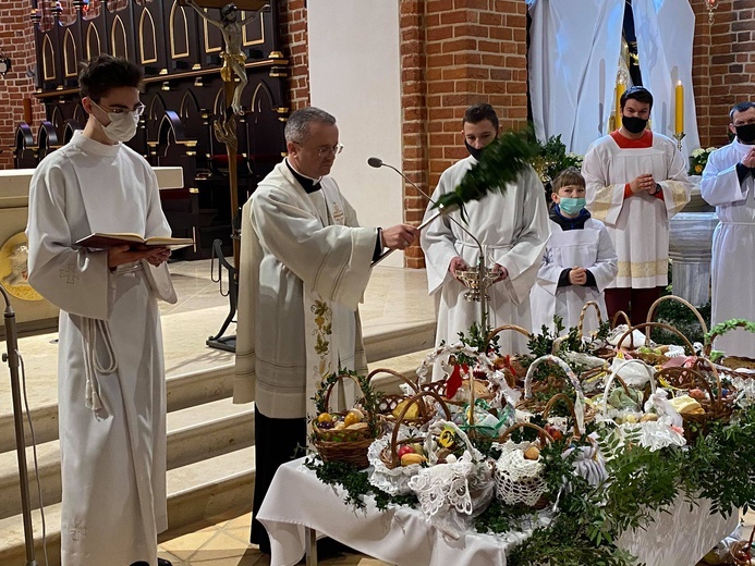 Błogosławieństwo pokarmów w katedrze