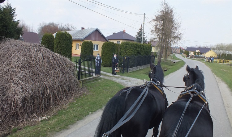 Święcenie pokarmów w Borowej k. Pilzna