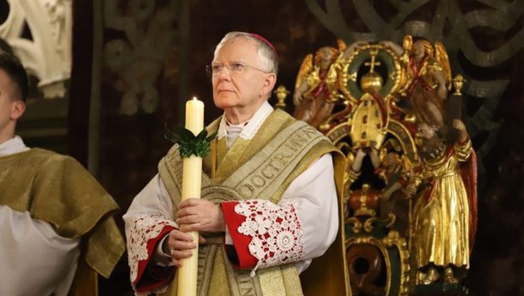 Abp Jędraszewski o nadziei zbawienia dla wierzących w Zmartwychwstałego