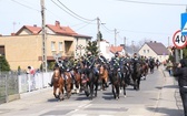 Wielkanocna procesja konna w Ostropie