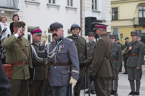 ▲	Obrona przed bolszewikami i wizyta Marszałka to jedne z najważniejszych wydarzeń płockiej historii, które są tematem rekonstrukcji historycznych (zdjęcie z 2016 r.).