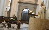 Katowicka katedra. Msza św. w intencji zmarłego ks. Józefa Pawliczka