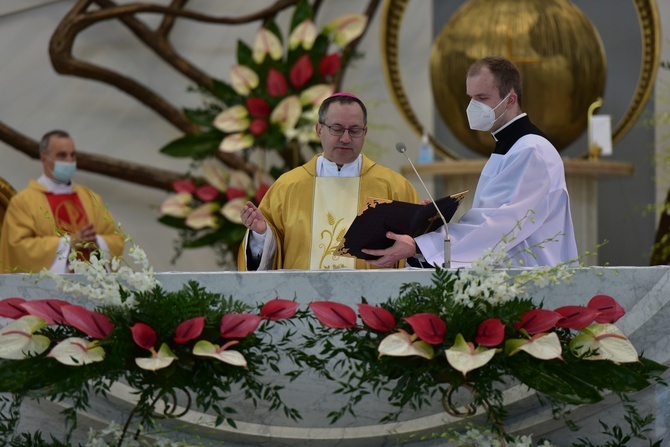 Niedziela Bożego Miłosierdzia w krakowskich Łagiewnikach