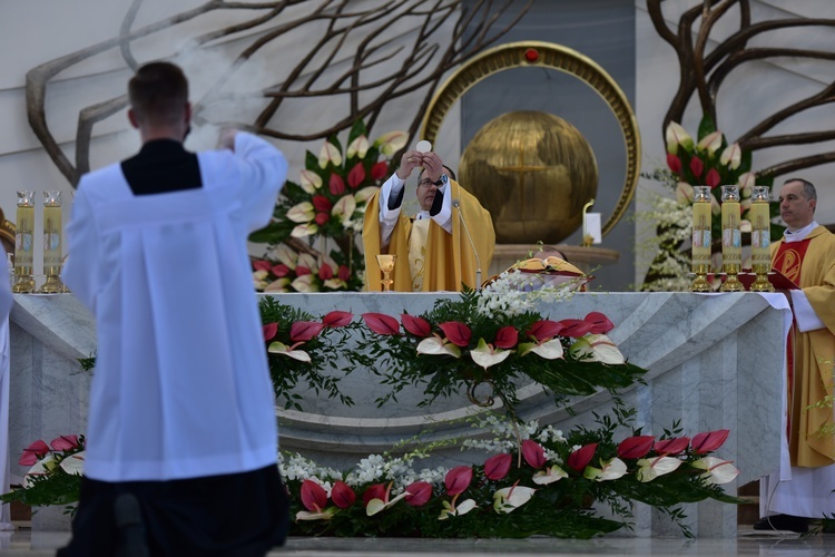 Niedziela Bożego Miłosierdzia w krakowskich Łagiewnikach