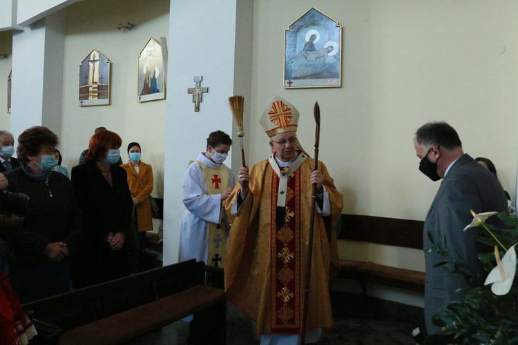 Abp Stanisław Budzik konsekrował kościół w Strzeszkowicach