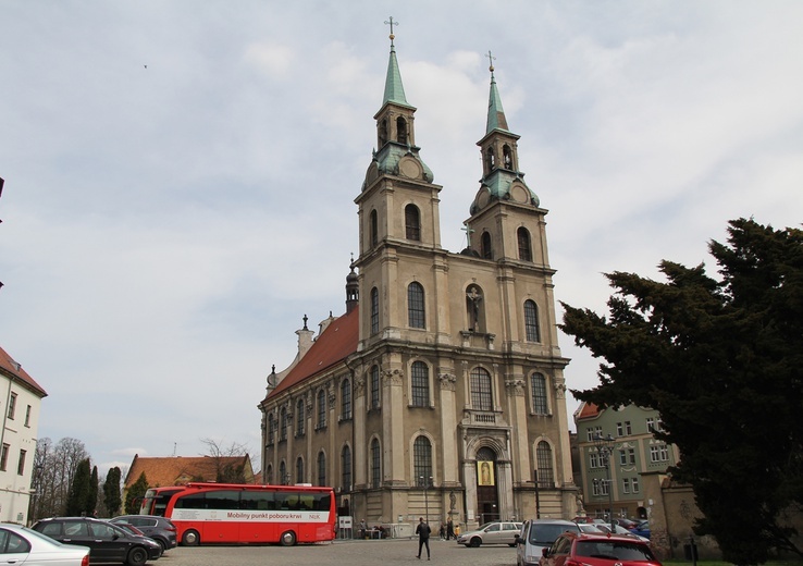 Niedziela Miłosierdzia Bożego w Brzegu