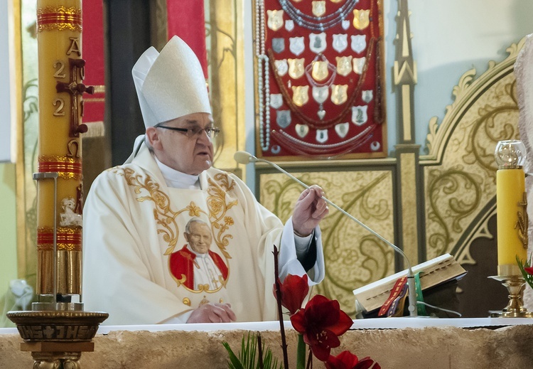 Wprowadzenie relikwii w Połczynie-Zdroju