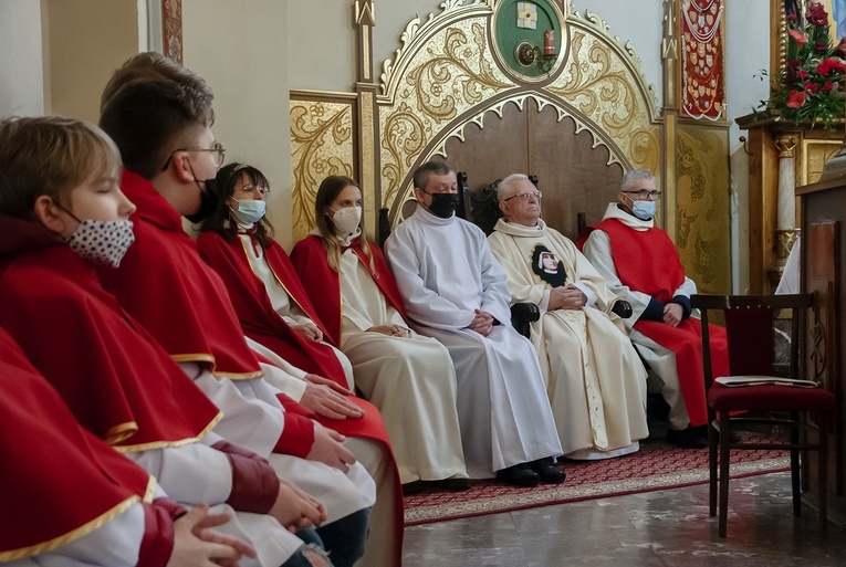 Wprowadzenie relikwii w Połczynie-Zdroju