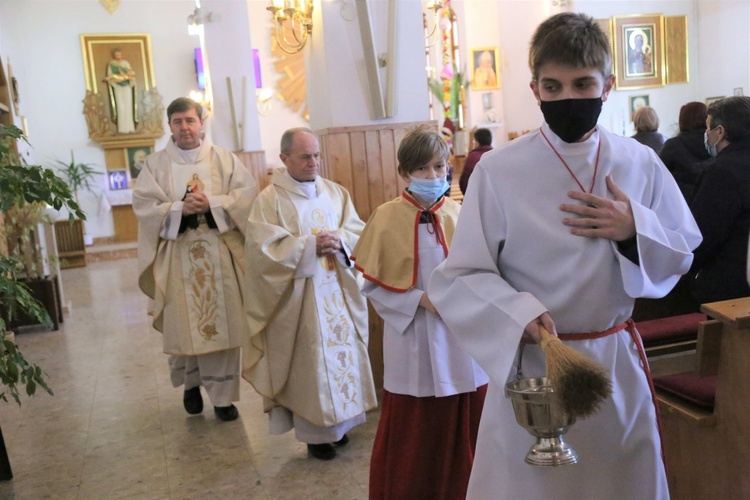 Ładna. Święci Faustyna i Jan Paweł II