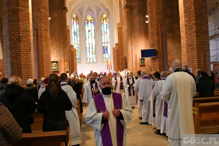 Głogów pożegnał śp. ks. kan. Aleksandra Walkowiaka