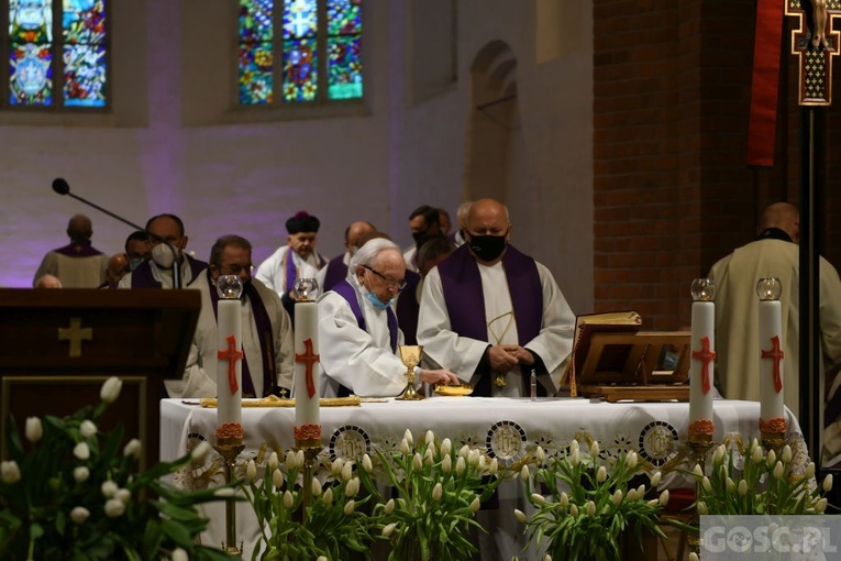 Głogów pożegnał śp. ks. kan. Aleksandra Walkowiaka