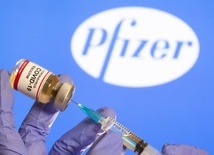 Południowoafrykański wariant koronawirusa może zakażać niektóre osoby mimo zaszczepienia preparatem Pfizer