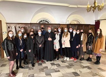 	Hasłem tegorocznego pielgrzymowania były słowa: „Wyjdźcie Mu na spotkanie”. Na zdjęciu: przedstawiciele naszej diecezji.