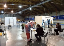 Ośrodek na gliwickim lodowisku działa od rana do wieczora przez 7 dni w tygodniu.