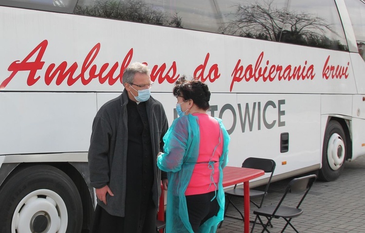 Dar krwi z Leśnej w Niedzielę Miłosierdzia Bożego