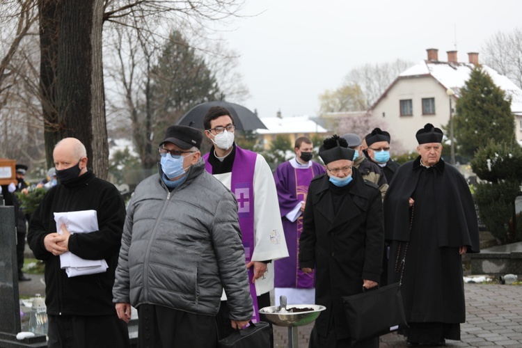 Pogrzeb śp. ks. prał. Krzysztofa Ryszki w Bielsku-Białej Wapienicy