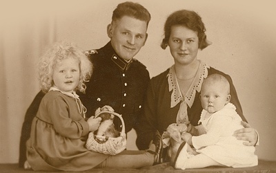 Por. Eilert Dieken z żoną Elisą oraz córkami Gretą i Hannelore.