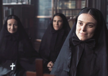 Kadr z filmu w reżyserii Danieli Gurrieri. Na pierwszym planie matka Cabrini.