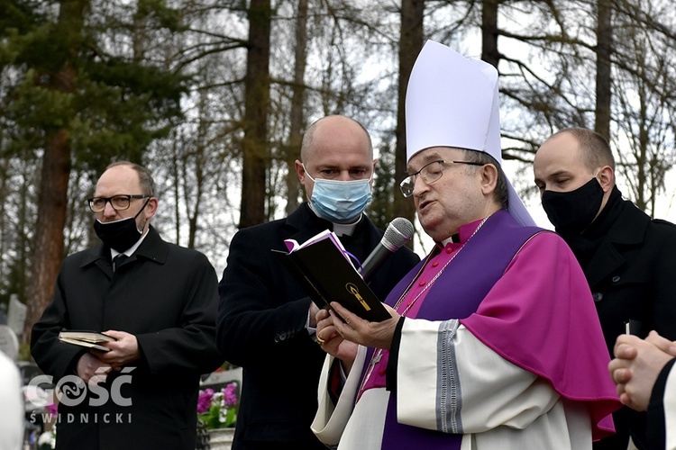 Pogrzeb Kazimierza Regmunta, brata bp. Stefana z diecezji zielonogórsko-gorzowskiej