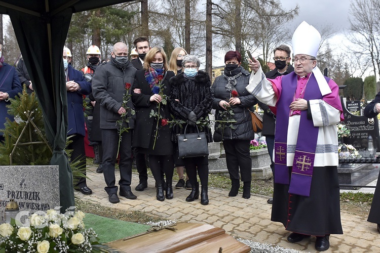 Pogrzeb Kazimierza Regmunta, brata bp. Stefana z diecezji zielonogórsko-gorzowskiej